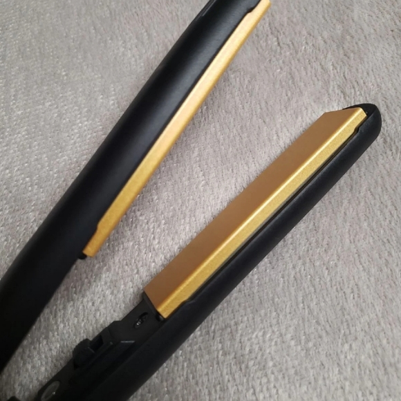 🔴Sold🔴eramic flat irons - Picture 2 of 4